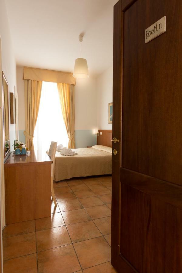 Bed and Breakfast Few Steps From St Peter Экстерьер фото